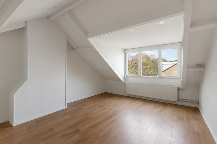 Photo 4 of Pieter de Hooghlaan 24