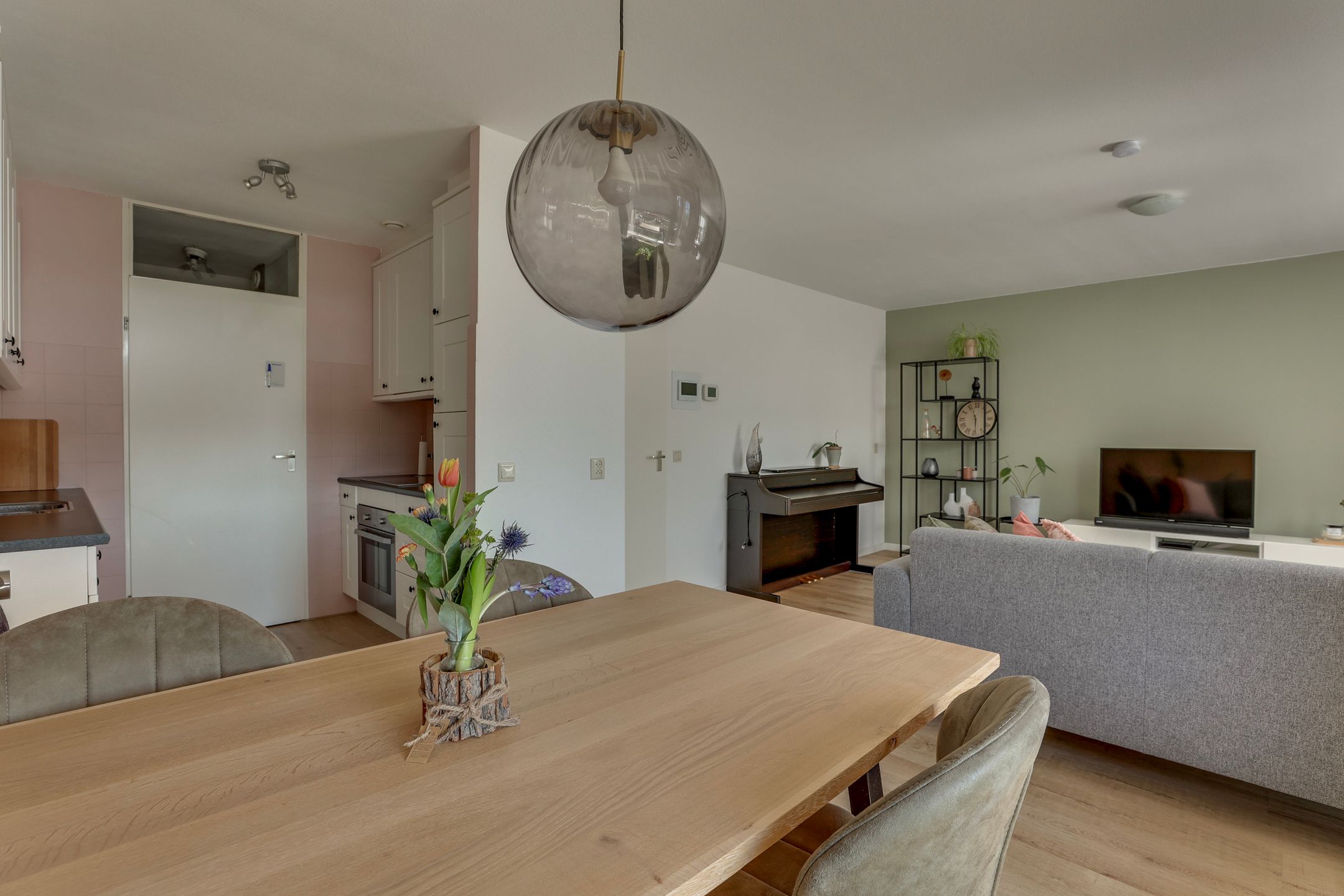 Photo 18 of van Heeckerenweg 26