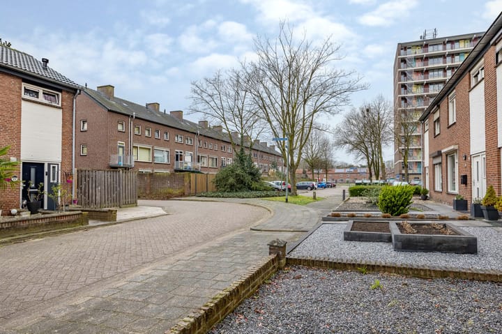 Foto 3 van Tolstraat 30