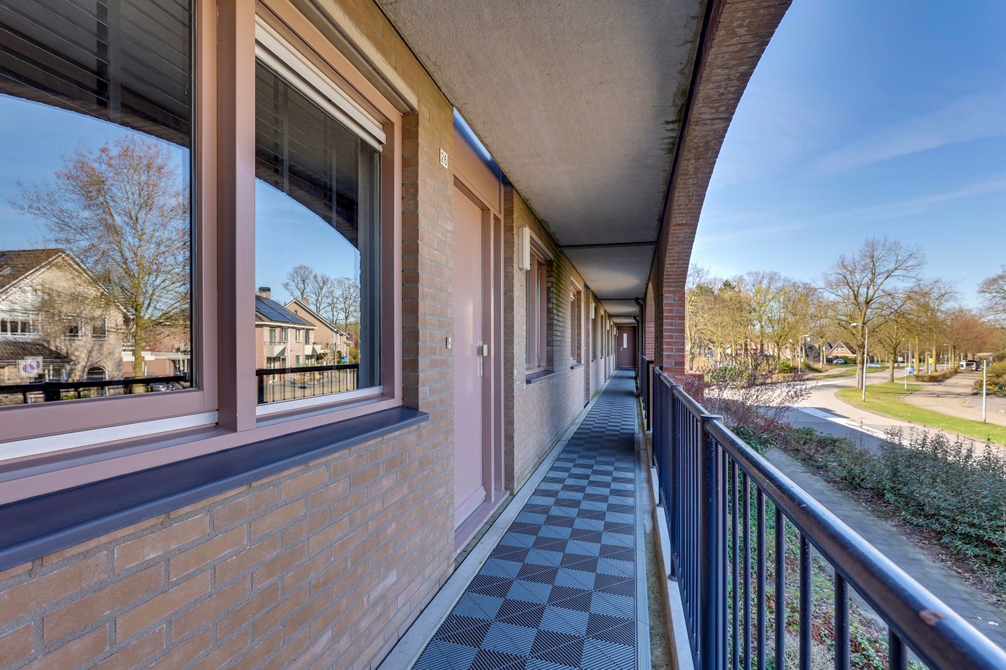 Photo 10 of van Heeckerenweg 26