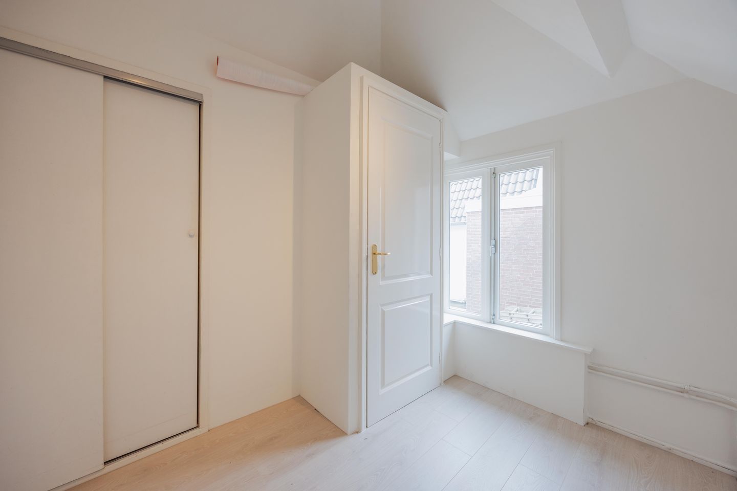 Photo 44 of Dordtsestraat 19