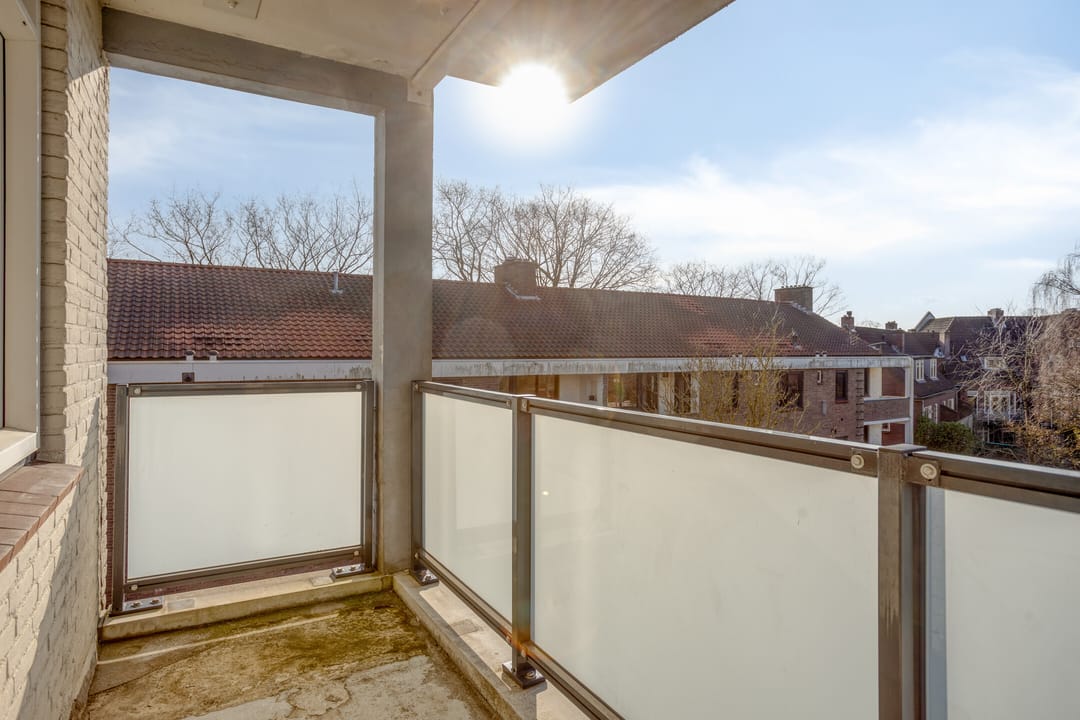 Foto 16 van Molukkenstraat 142