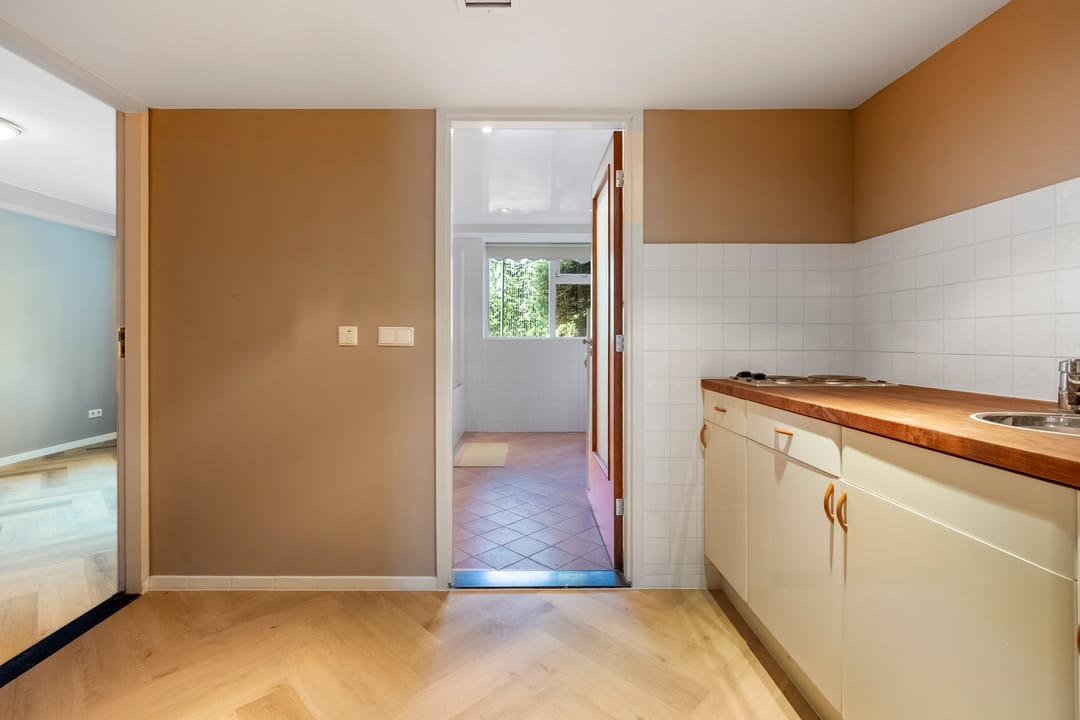 Photo 37 of Herman Heijermansweg 10