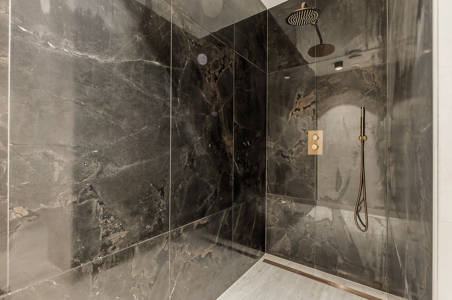 Photo 25 of Dr. Lelykade 272-A