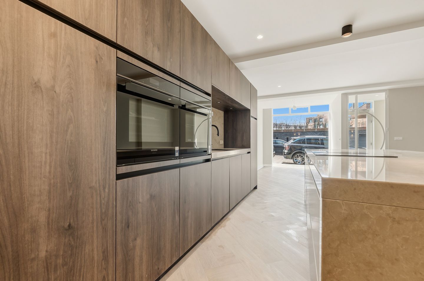 Photo 10 of Dr. Lelykade 272-A