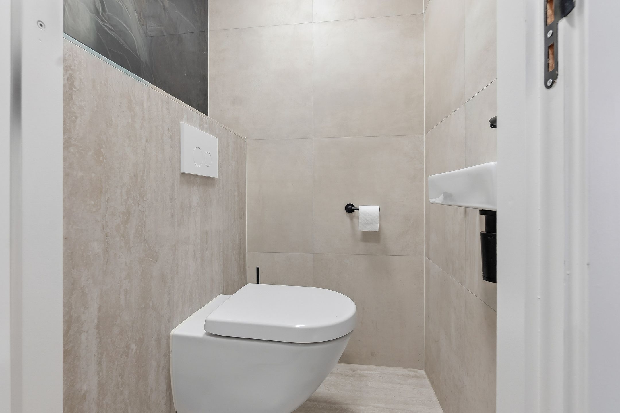 Photo 21 of Dr. Lelykade 272-A