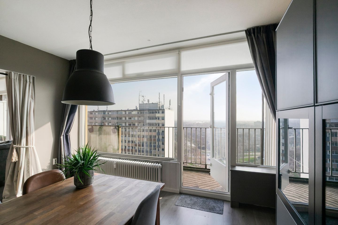 Photo 29 of Munt 203