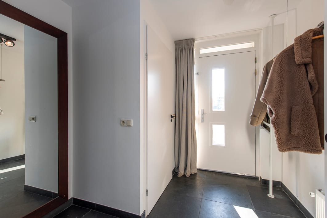 Photo 2 of Renata 45