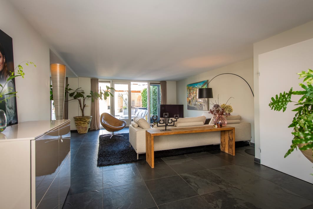 Photo 4 of Renata 45