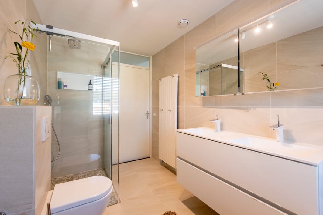 Photo 15 of Renata 45