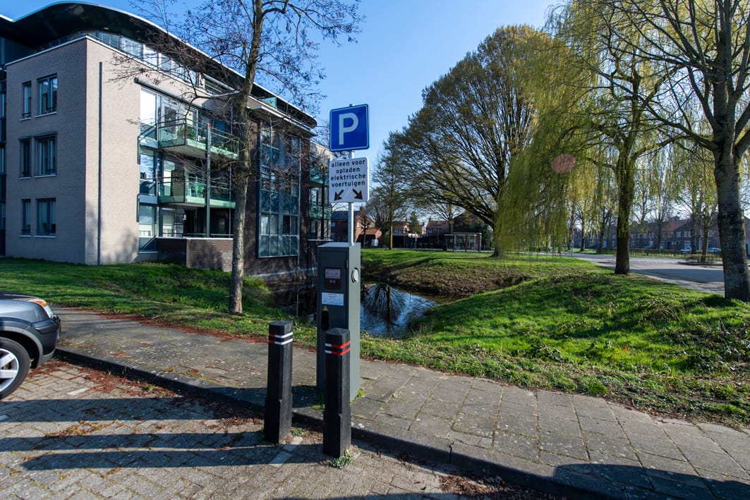 Photo 28 of Renata 45