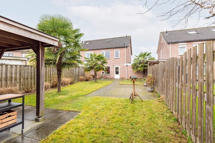 Foto 5 van Bloemersweide 75