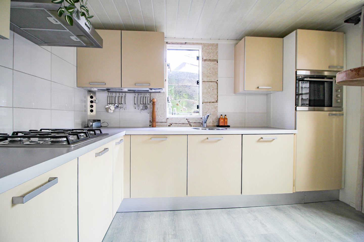 Foto 10 van Krachtighuizerweg 27-A20