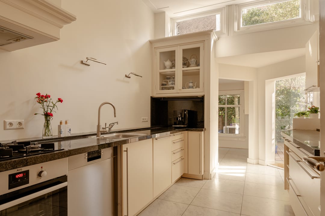 Foto 22 van Frans van Mierisstraat 123-H