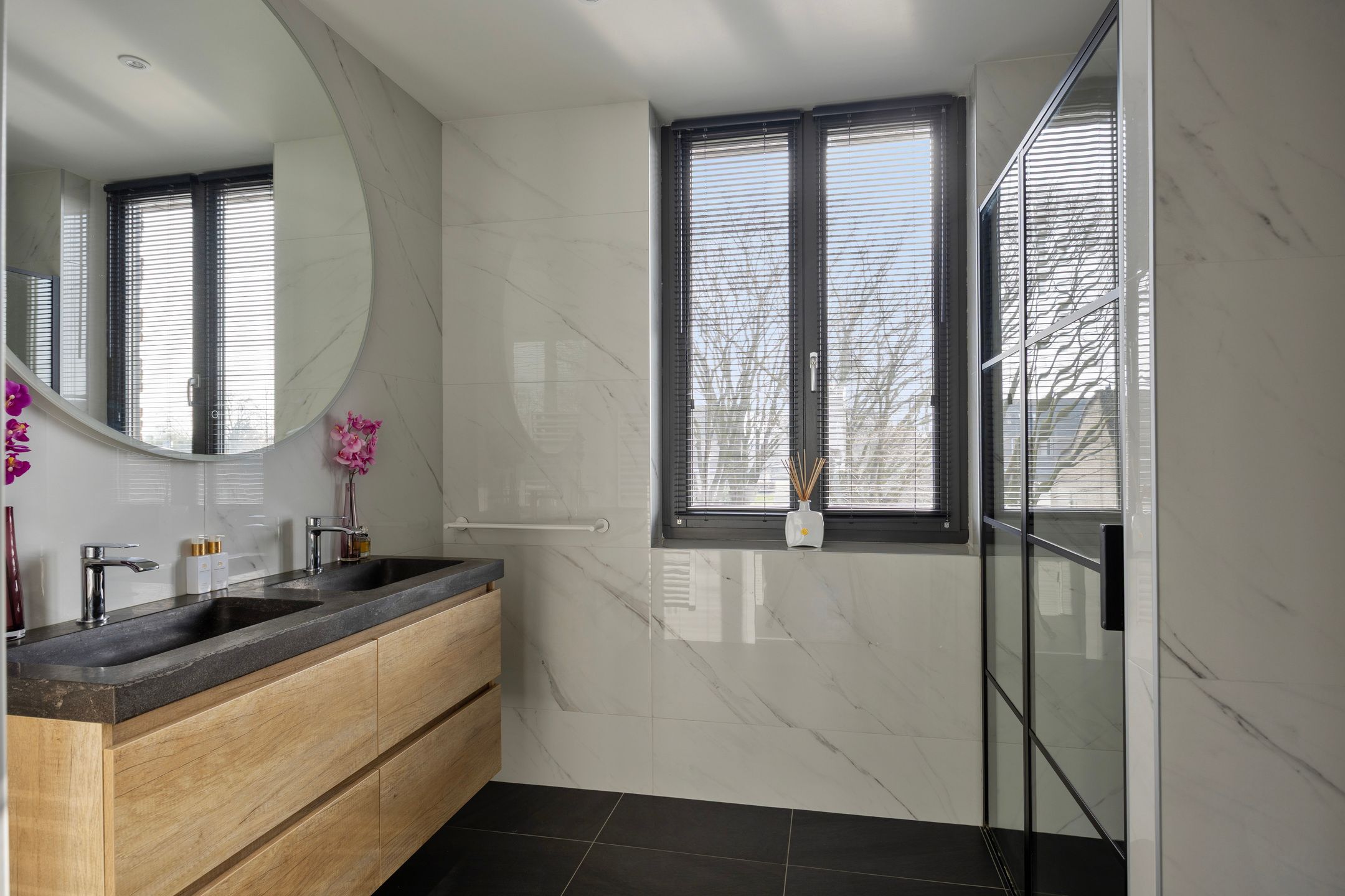 Foto 27 van Rootakkers 9