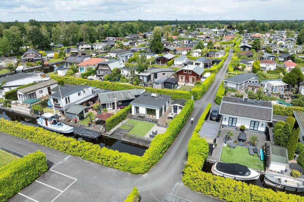 Foto 18 van Oud-Loosdrechtsedijk 113-CL1