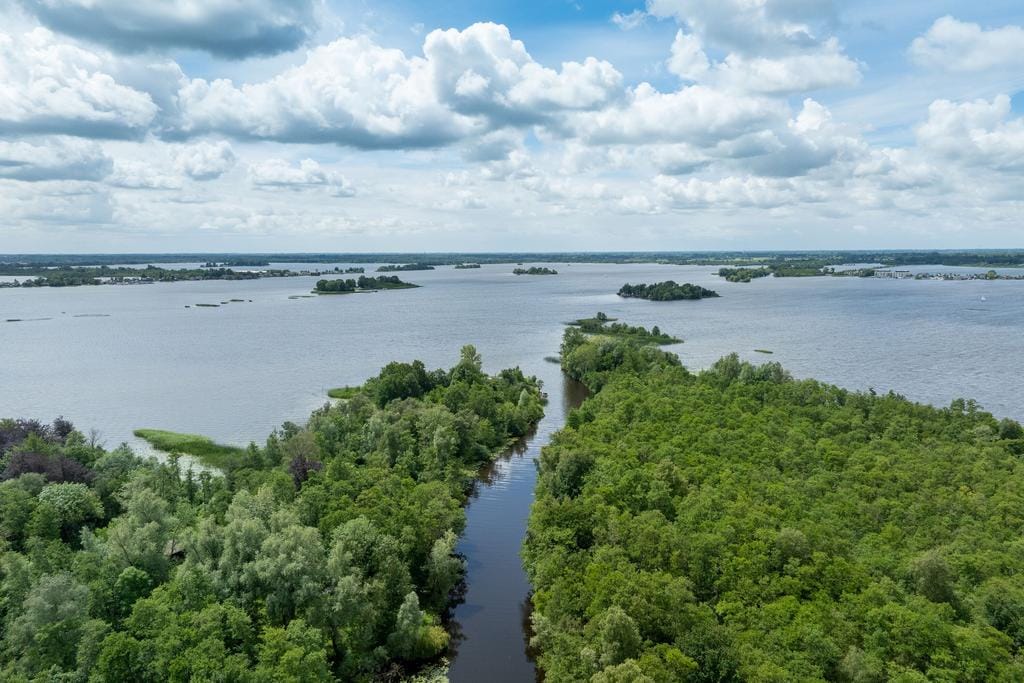 Foto 21 van Oud-Loosdrechtsedijk 113-CL1