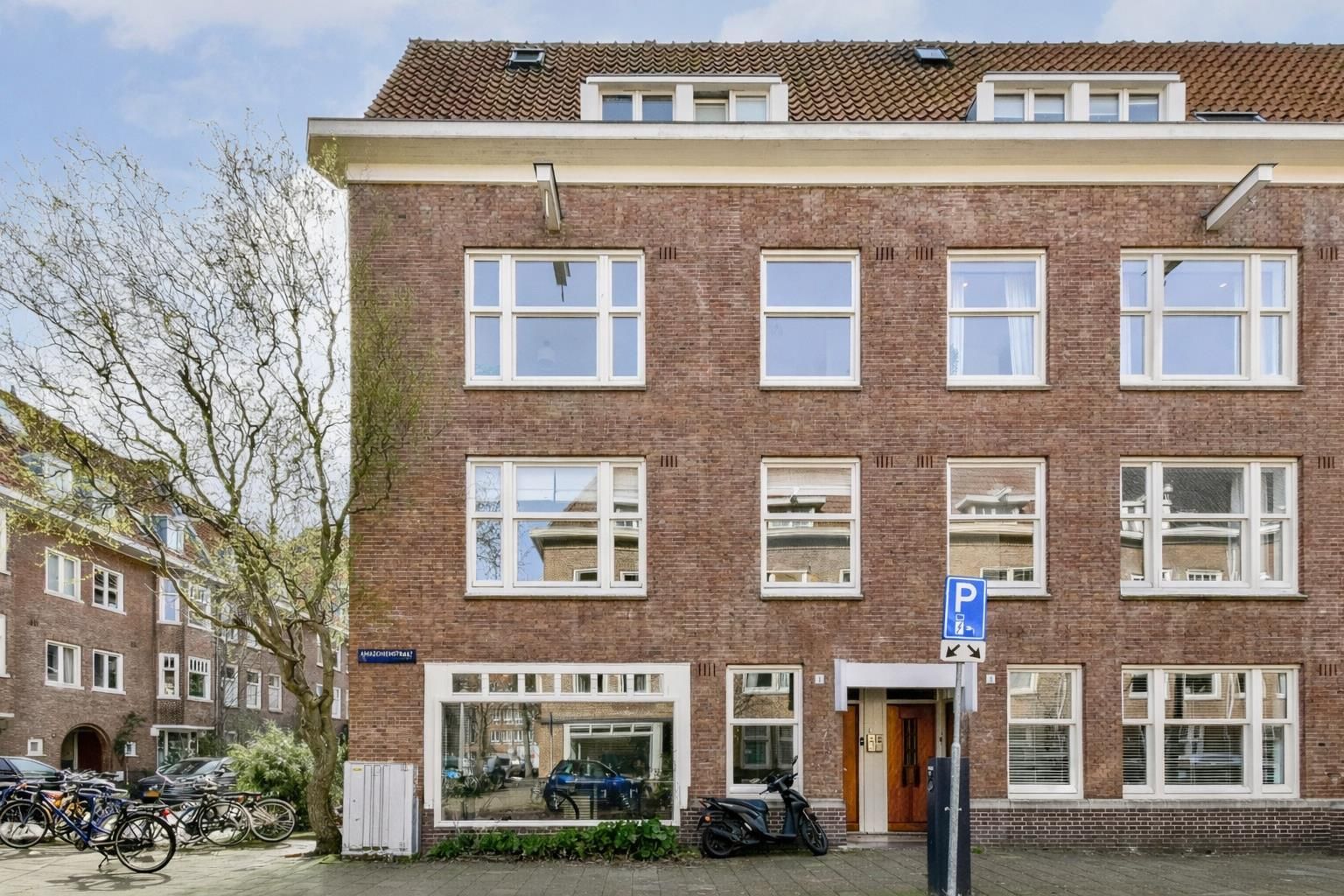 Photo 21 of Amazonenstraat 1-2