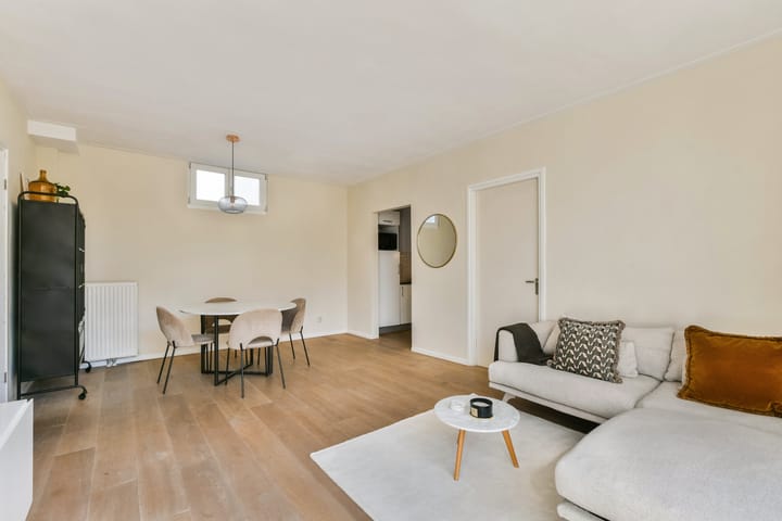 Photo 4 of Zaanstraat 53