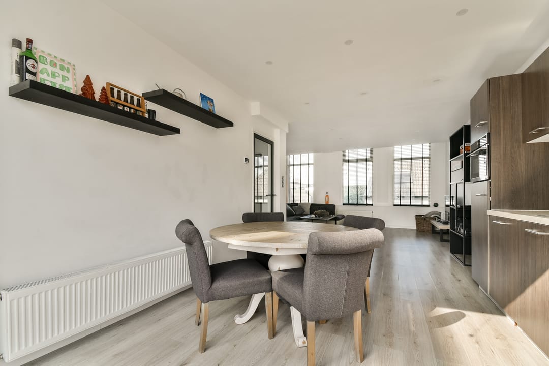 Photo 13 of Oosterstraat 90-A