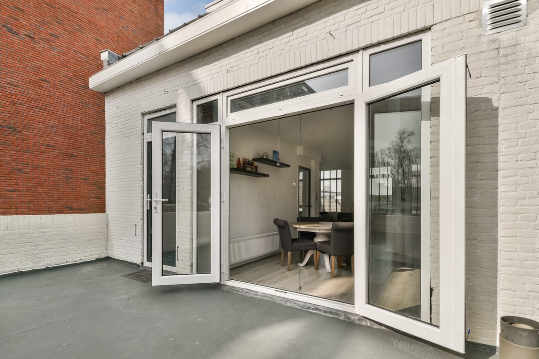 Photo 16 of Oosterstraat 90-A