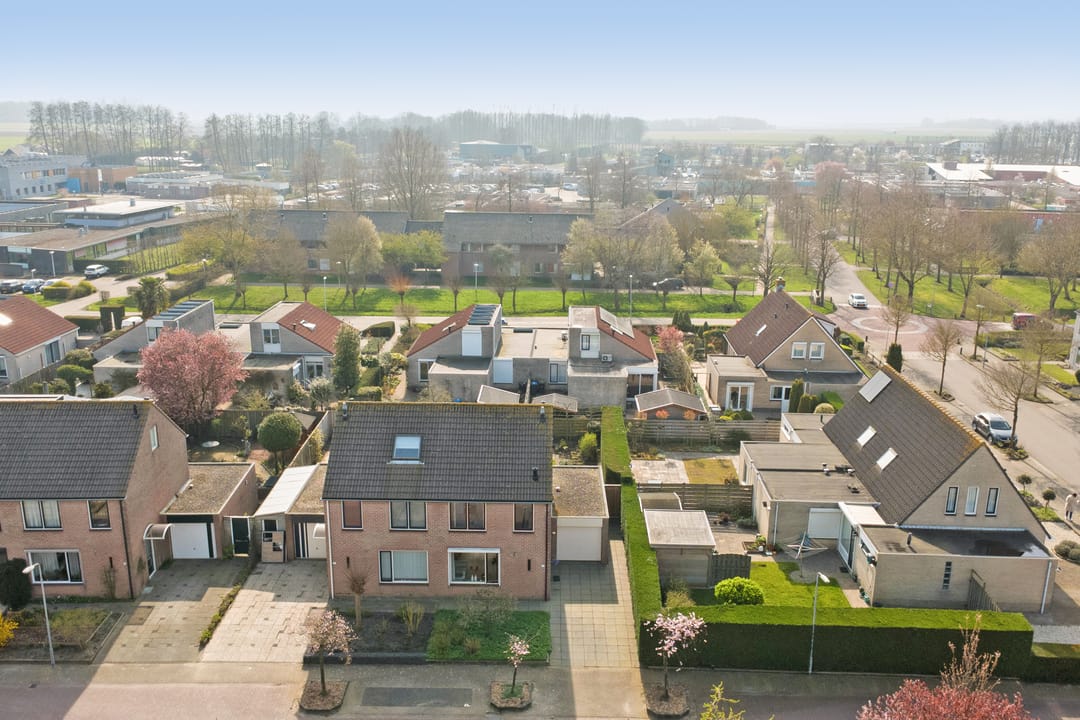 Foto 32 van Etty Hillesumlaan 1