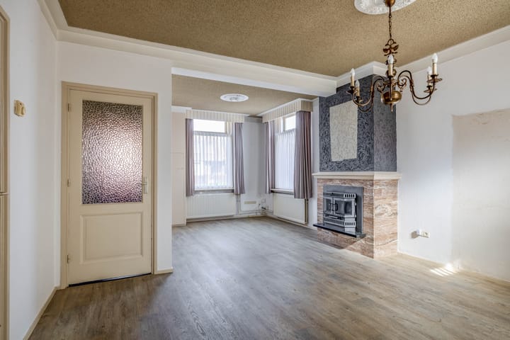 Foto 2 van Helmondseweg 47