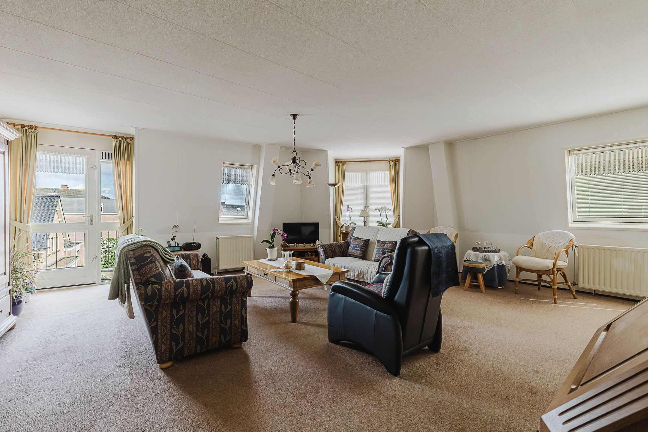 Foto 15 van Lijsterstraat 1-B