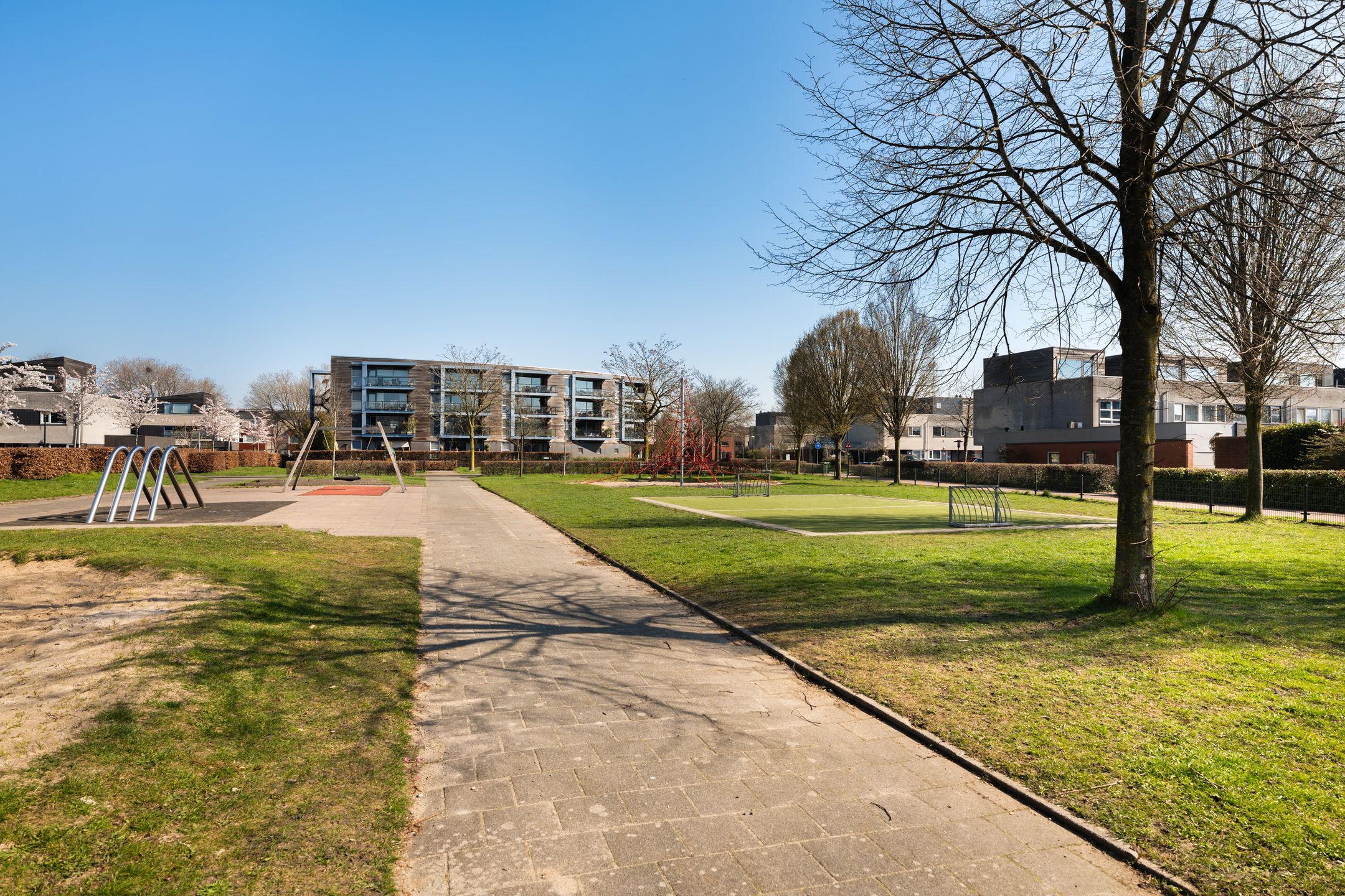 Photo 33 of Ponddreef 19