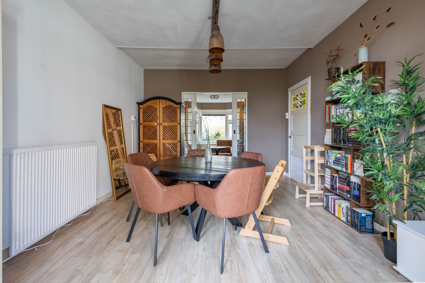 Spacious Ground Floor Apartment with Two Bathrooms and Gardens in Groningen's Professorenbuurt — 14