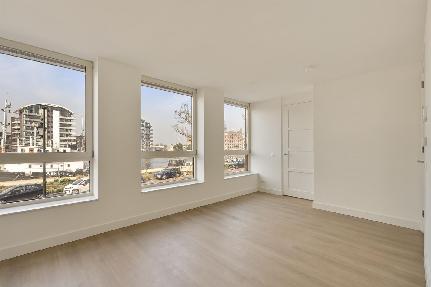 Foto 5 van Zaanweg 67-B