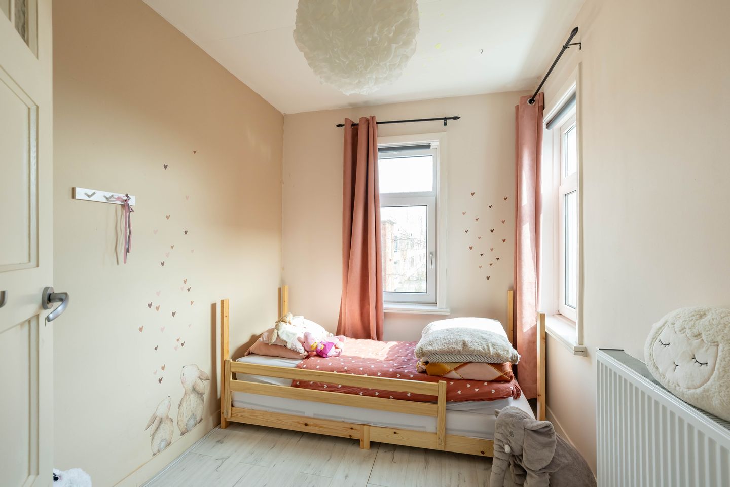 Spacious Ground Floor Apartment with Two Bathrooms and Gardens in Groningen's Professorenbuurt — 35