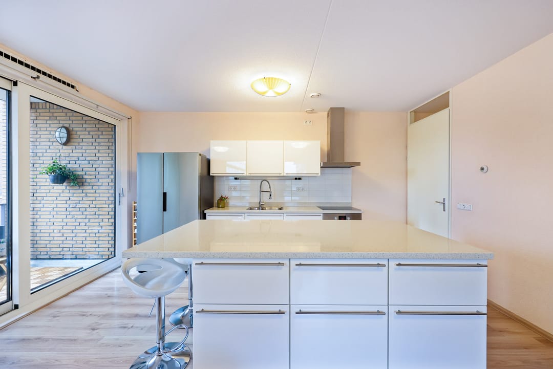 Foto 2 van Eva Besnyöstraat 45