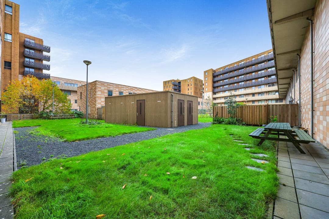 Foto 22 van Eva Besnyöstraat 45