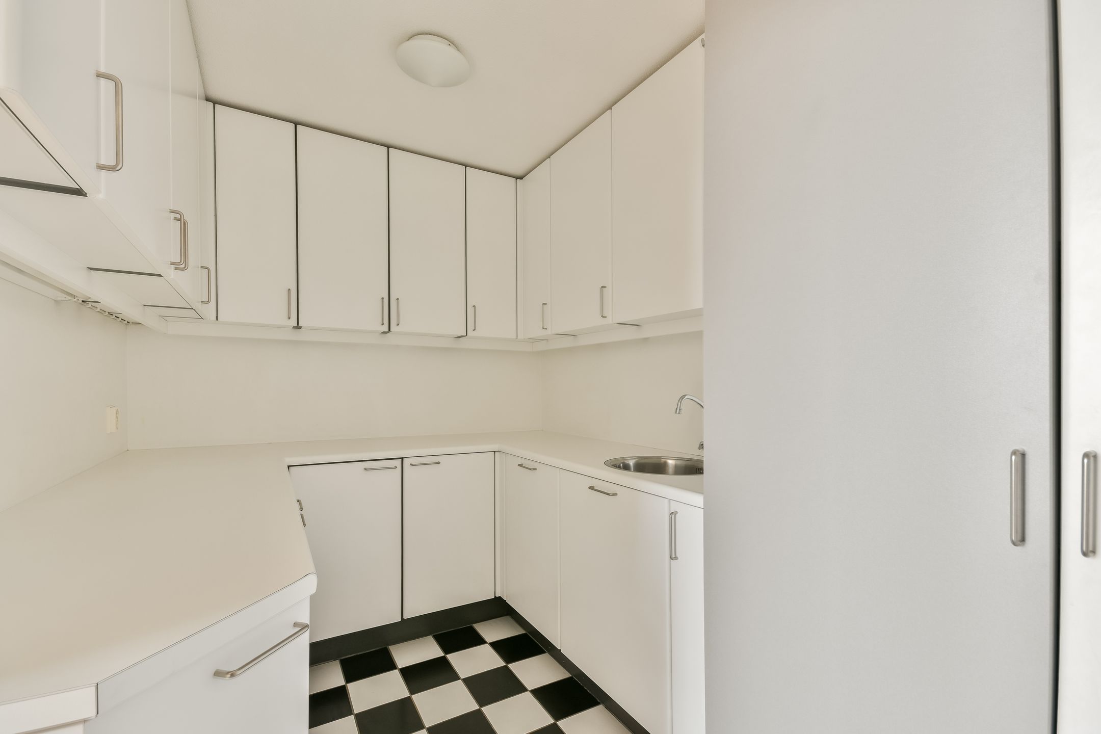 Penthouse with Optimal Privacy in the Stadshart of Amstelveen — 18