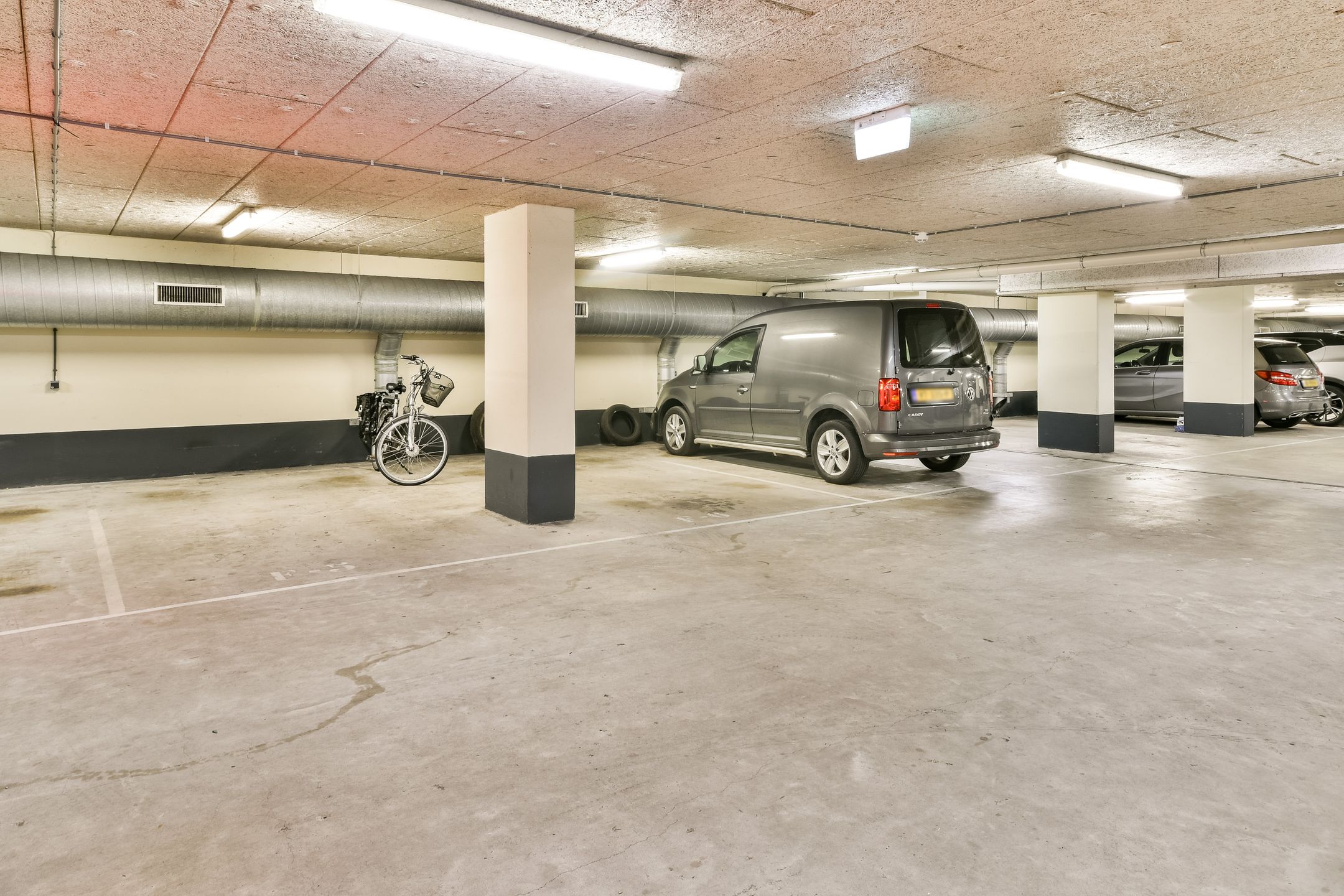 Penthouse with Optimal Privacy in the Stadshart of Amstelveen — 27