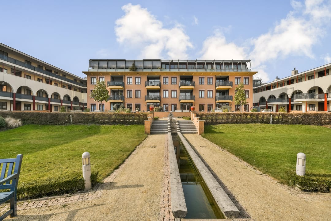 Penthouse with Optimal Privacy in the Stadshart of Amstelveen — 28