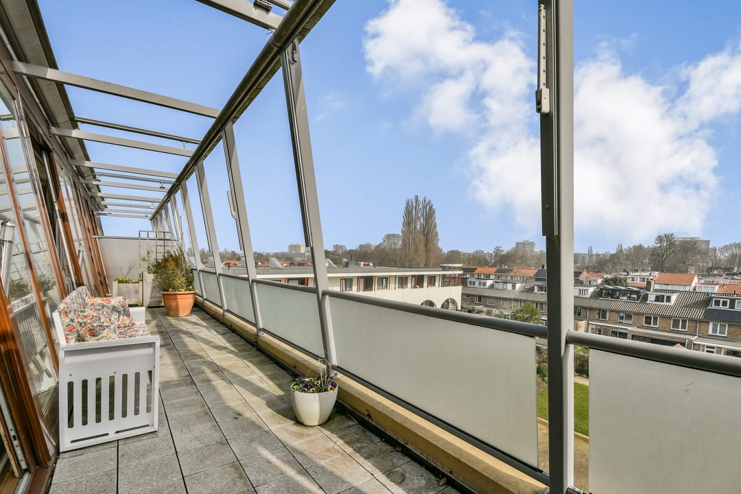 Penthouse with Optimal Privacy in the Stadshart of Amstelveen — 16