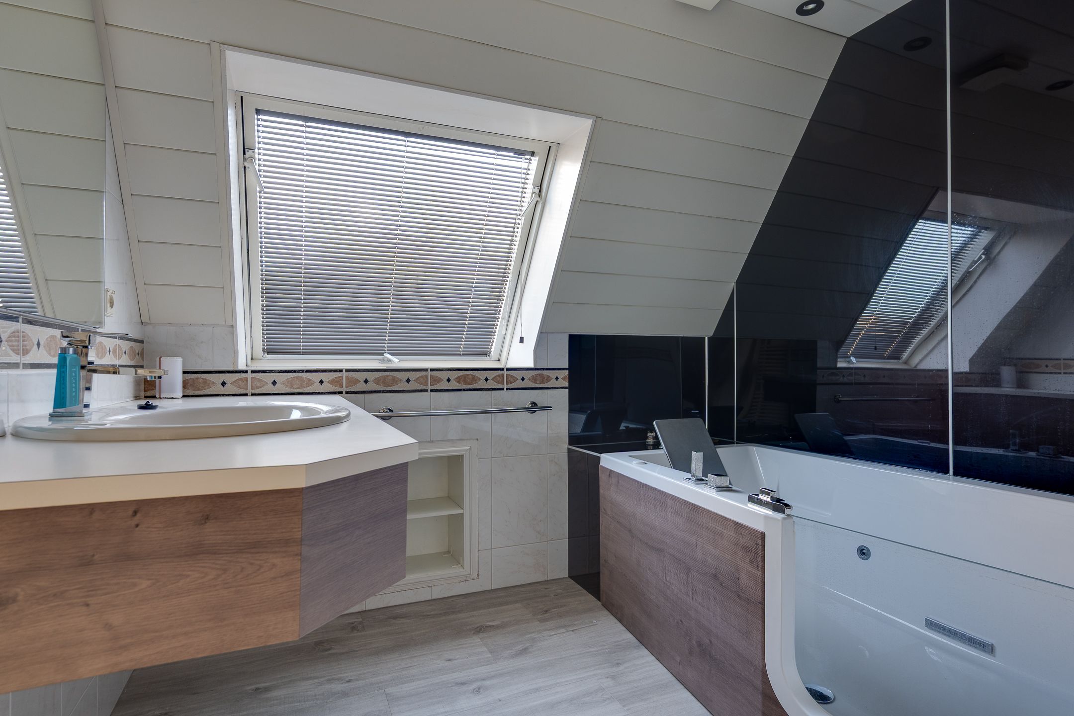 Foto 36 van Hoofdweg 128