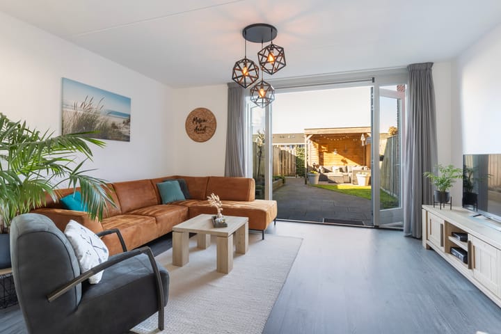 Photo 2 of Ridderzwam 177