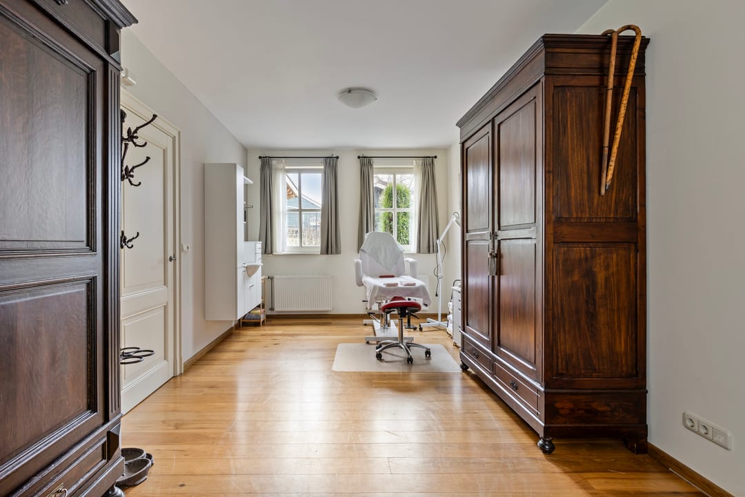 Foto 16 van Hofstraat 9