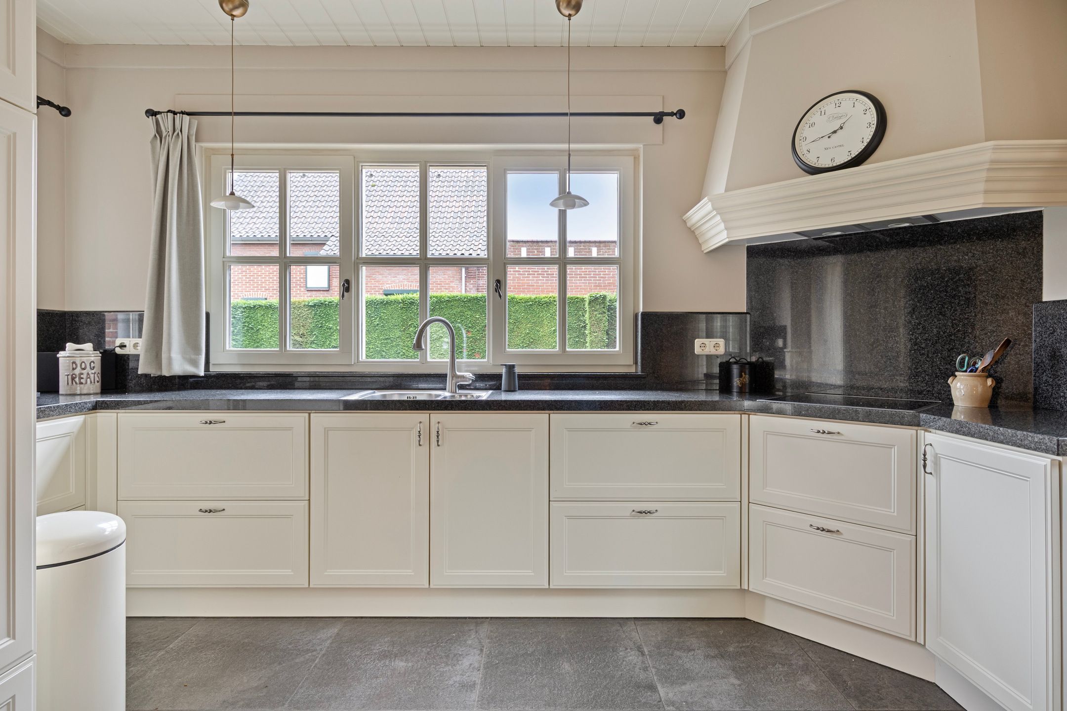 Foto 12 van Hofstraat 9