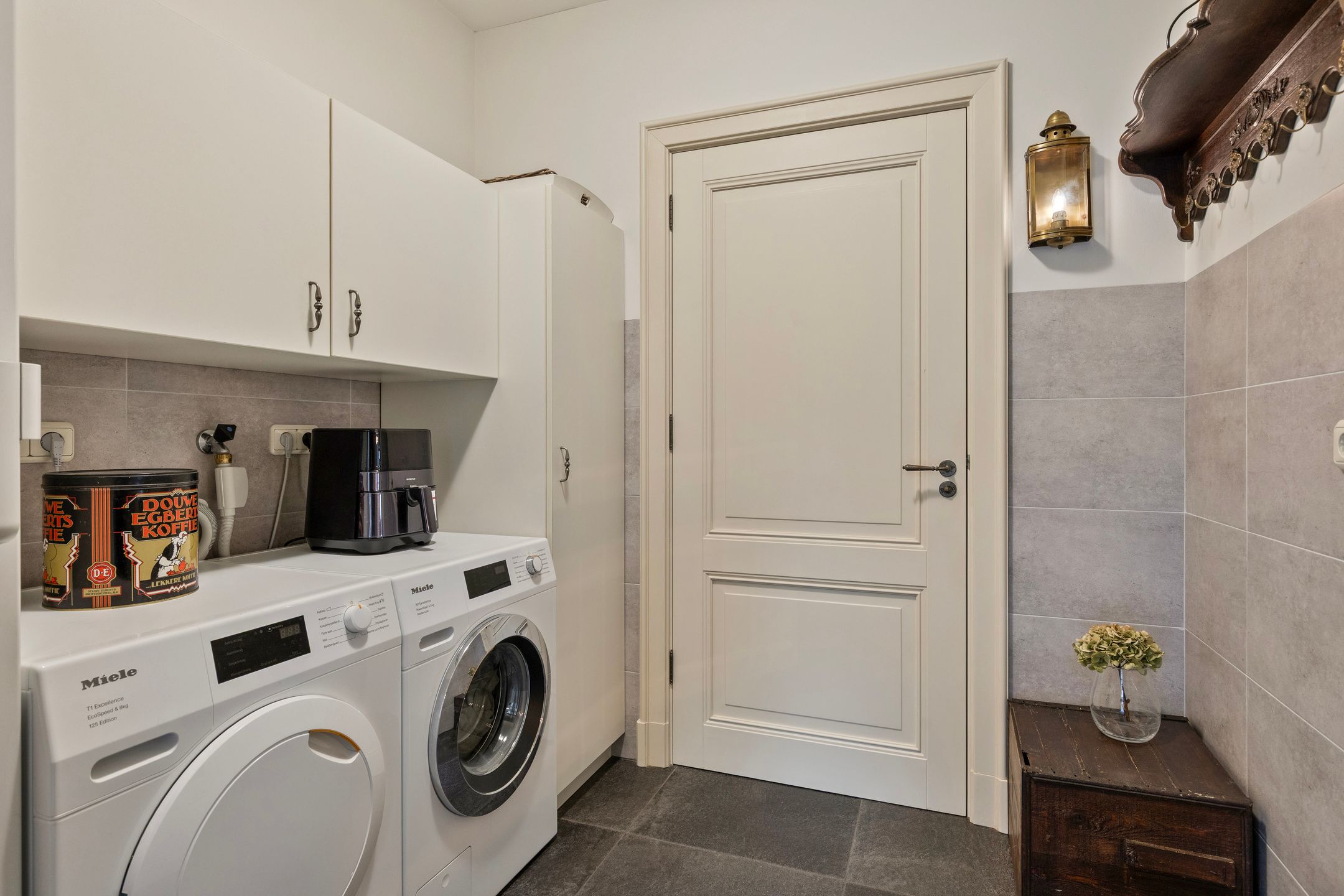 Foto 18 van Hofstraat 9