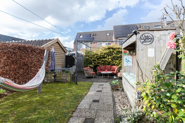 Foto 4 van Merelplantsoen 17