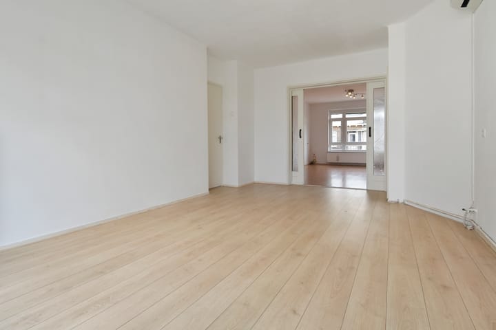 Photo 4 of Goudenregenstraat 288