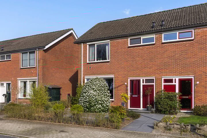 Photo 2 of Wichinksweg 21