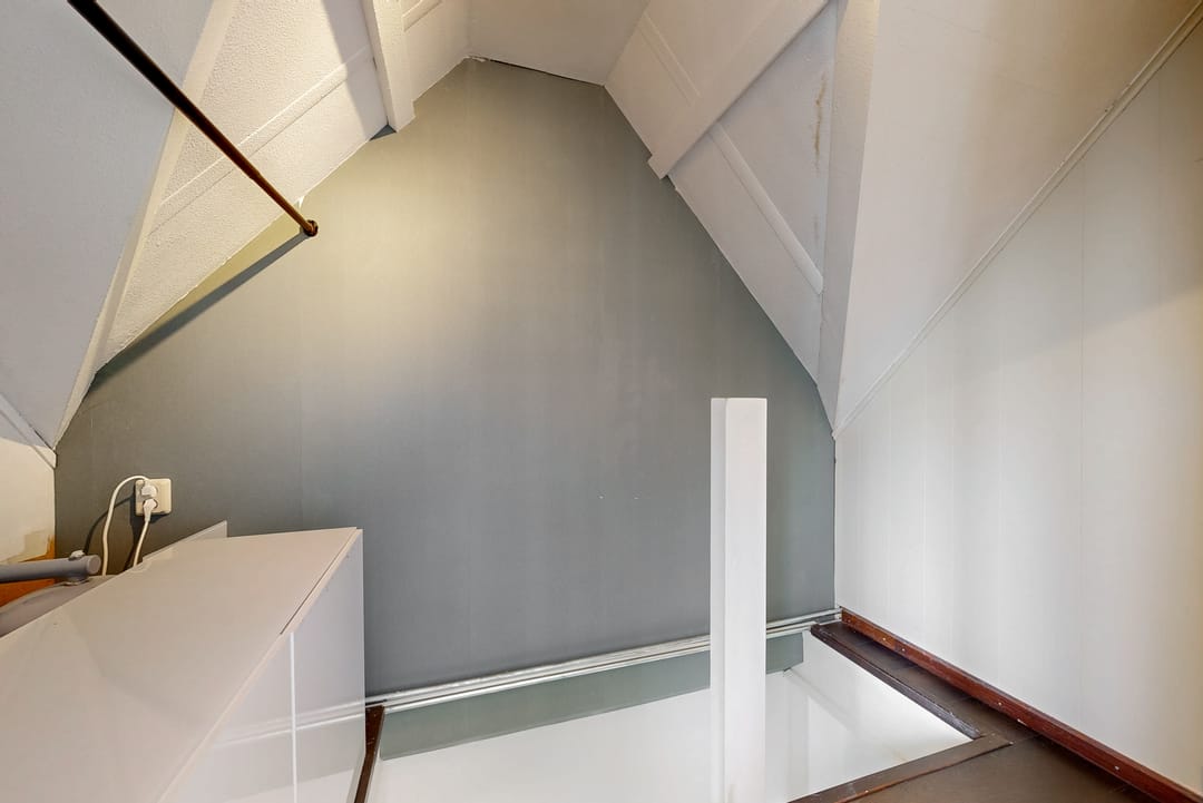 Modernized Family Home with Sunny Garden and Solar Panels in Koog aan de Zaan — 23