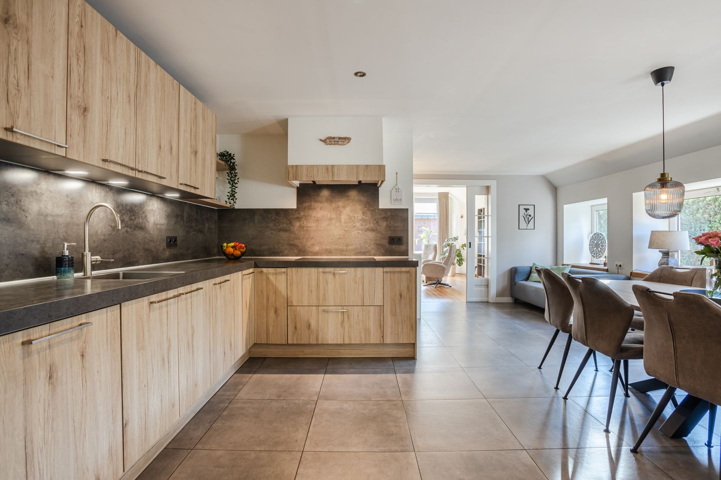 Foto 10 van Oosteinde 143