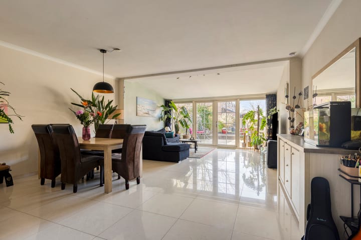 Photo 4 of Zebraspoor 17