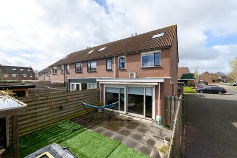 Trekker 16 secondary image